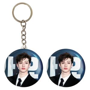 پیکسل خندالو مدل بنگ چان گروه استری کیدز Stary Kids کد 16906 به همراه جاکلیدی