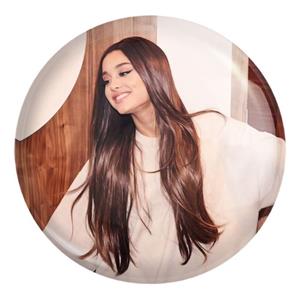 پیکسل خندالو طرح آریانا گرانده Ariana Grande کد 19076 مدل بزرگ