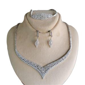 نیم ست نقره زنانه مدل نگین برگ کد RZZDEH-061 -