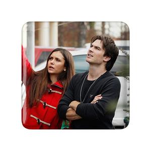 مگنت خندالو مدل دیمون و الینا خاطرات یک خون آشام  The Vampire Diaries  کد 23673