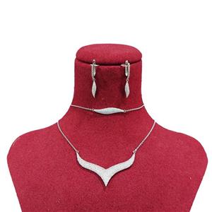 نیم ست نقره زنانه جی تی ای مدل نایس -