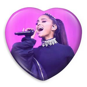 پیکسل خندالو طرح آریانا گرانده Ariana Grande مدل قلبی کد 19066