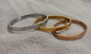 النگو زنانه مدل بنگل