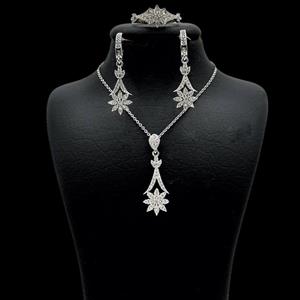 نیم ست نقره زنانه مدل ماه و ستاره کد 0126 -