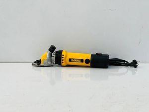 ماشین پشم زنی برقی دیوالت مدل 750W
