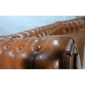 مبل انتظار دو نفره هلکو مدل چستر دو قالپاقه عسلی