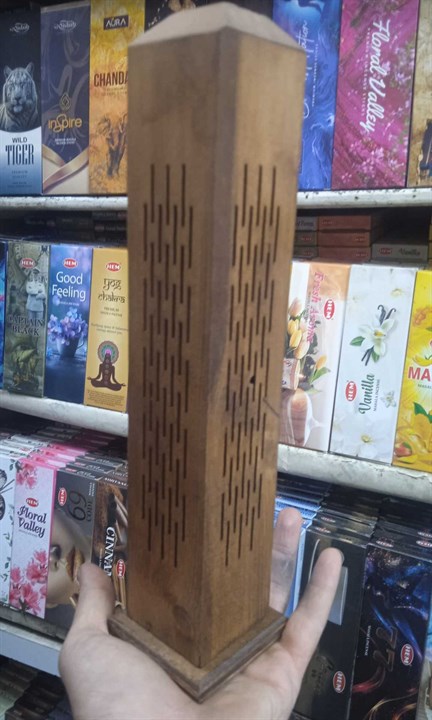 جاعودی چوبی ایستاده