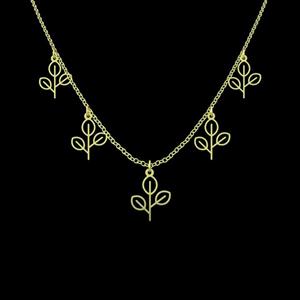 گردنبند طلا 18 عیار زنانه مدوپد مدل برگ کد RNA15905