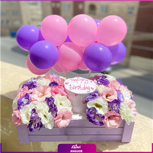 باکس گل رز لیسیانتوس به همراه کیک
