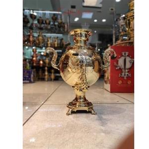 سماور زغالی برنجی، 7 لیتری، مدل جهان نما، وزن بالای 5 کیلو، دسته طوری سفارشی برنجی