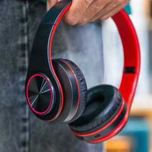 هدفون بلوتوثی لومینوس مدل T39