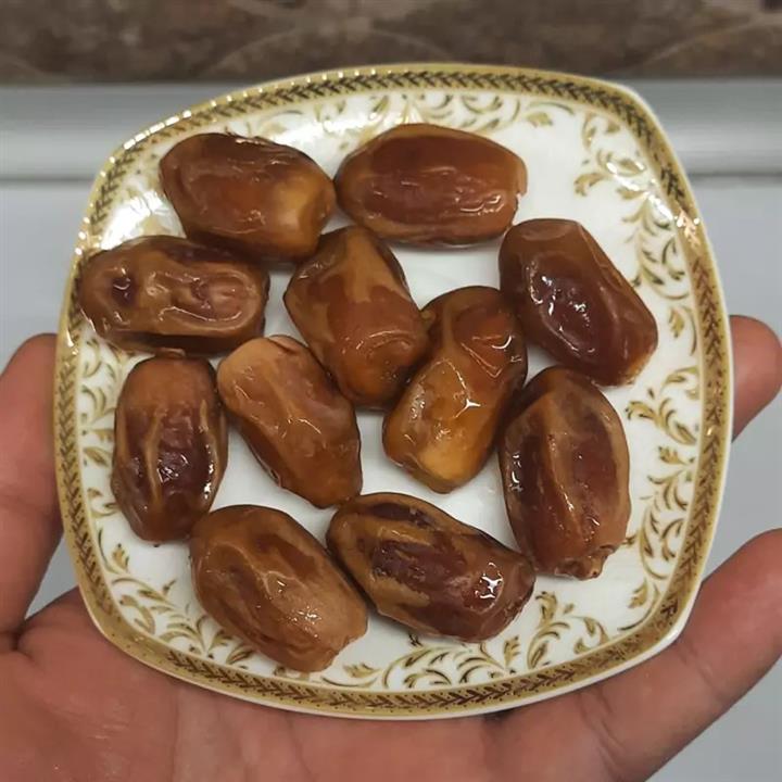 خرما زاهدی فله