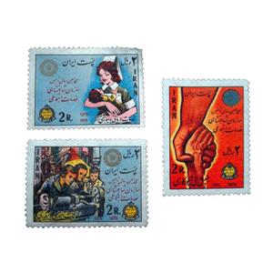 تمبر یادگاری مدل خدمات اجتماعی سال 1355 کد IR5212 مجموعه 3 عددی