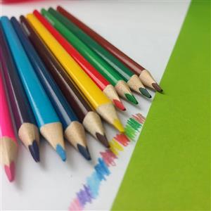 مداد رنگی 12 رنگ وک طرح سه گوش