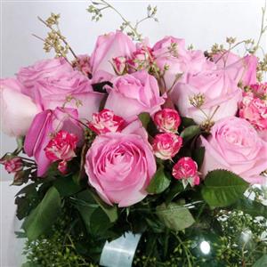 گلدان شیشه ای گل رز
