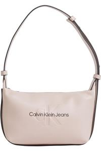 مجسمه شانه 22 کلوین کلین Calvin Klein