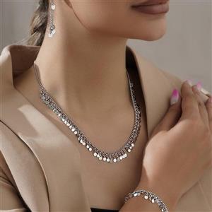 نیم ست زنانه طرح سکه ای سفید برند YSX