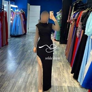 مدل لباس مجلسی پوشیده مشکی ساده با ارسال سریع ۱۸۲۵