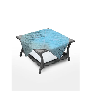 رومیزی مربع طرح کالیگرافی زمینه آبی 