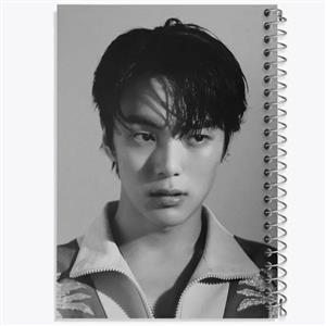 دفتر مشق 100 برگ خندالو طرح مینهیوک گروه مانستا اکس MONSTA X کد 12274
