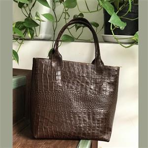 کیف دستی زنانه چرم طبیعی طرح روکو دست سوز کد 80089