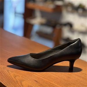 کفش پاشنه دار چرم زنانه کلارکس Clarks Shondrah Jade 