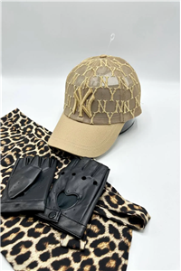 پک هدیه دخترانه ny کرم کد 10.403