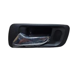 دستگیره داخلی درب چپ کابین جدید کد 6313923.1 کامیون M1929 M2631 M2640 آمیکو