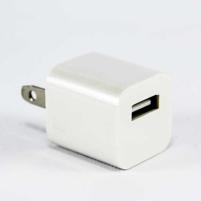 iPhone MD810 Wall Charger