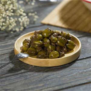زیتون پرورده با مغز گردو لواسانی - 500 گرم