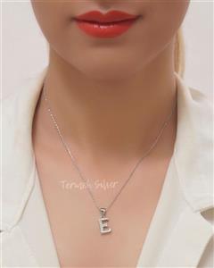 گردنبند نقره حرف E با زنجیر MT 1074