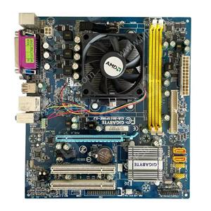 باندل مادربرد GIGABYTE M61PME S2  و AMD ATHLON II X2 5200 به همراه فن استوک