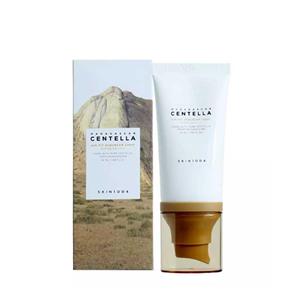 کرم ضد آفتاب بدون رنگ سانتلا SPF 30 مدل 1004 ‌مناسب پوست‌های حساس حجم 50 میلی‌لیتر