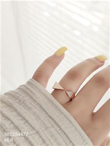 انگشتر زنانه نگین دار با کیفیت مارک ژوپینگ رنگ ثابت ضد حساسیت کد 2015910