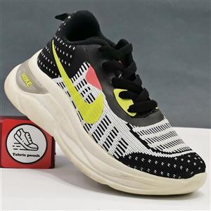 کفش لژ دار مناسب پیاده روی و باشگاه طرح نایک رنگ مشکی زنانه و پسرانه _ تبریز پوش