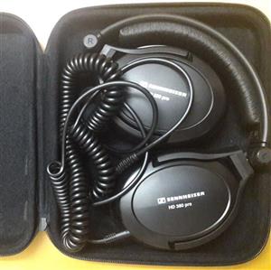 هدفون مانیتورینگ سنهایزر مدل HD 380 Pro Monitor Sennheiser HD 380 Pro Monitor Headphones