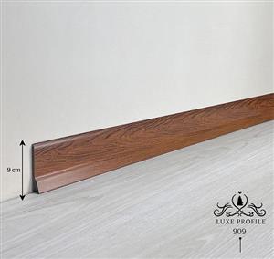 قرنیز پی وی سی 9cm کد 909