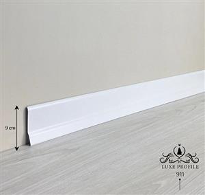 قرنیز پی وی سی 9cm کد 911