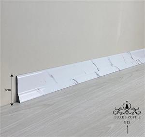 قرنیز پی وی سی 9cm کد 913