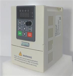 اینورتر تک فاز برند MAXROL سری MX120 توان 0.4 KW کد 03
