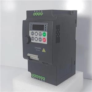 اینورتر تک فاز برند MAXROL سری MX100 توان 2.2 KW مدل: 2.2G/4.0P کد 05