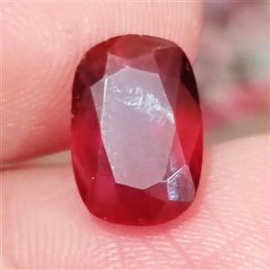 نگین سنگ گارنت معدنی وزن 6 قیراط