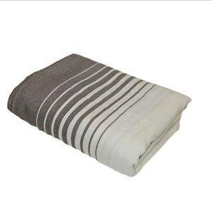 حوله حمام ابراهیمی یزد مدل کلاریس سایز 100*180 سانتی متر