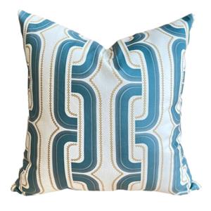 کاور کوسن مدل مخمل طرح نئوکلاسیک