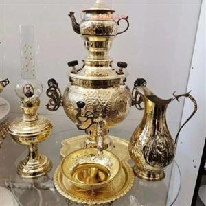 سرویس براق سماور 6 لیتری ذغالی برنجی، دسته ماهی با قلم زنی اعلاء دست، رنگ طلایی