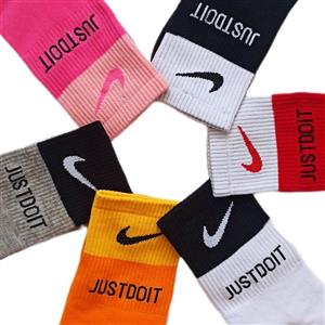 جوراب ساقدار ورزشی زنانه طرح JUST DO IT نایکی