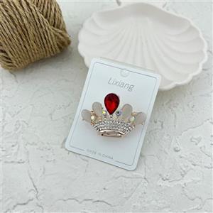گل سینه زنانه مدل تاج کد G4068