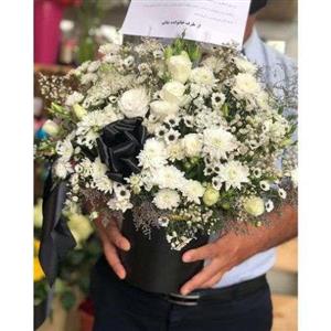 سبد گل زیبا برای تسلیت e123