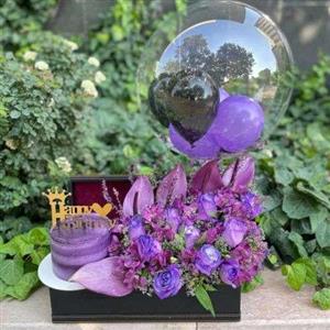 کیک تولد با گل طبیعی 8135