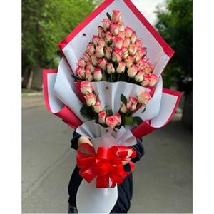 دسته گل طبیعی برای خواستگاری2207